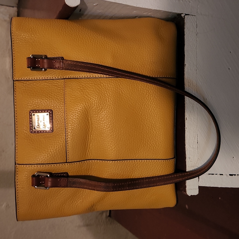 Dooney & Bourke Purse